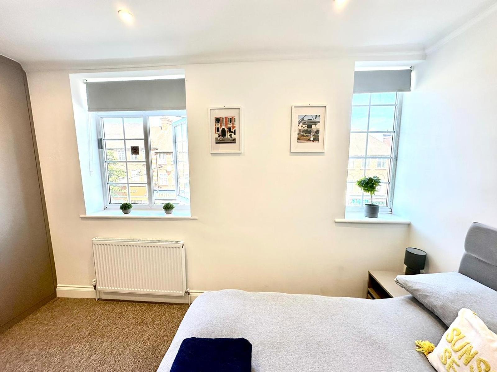 Spectacular Modern, Private Apartment,15 Mins To Central London Hendon Zewnętrze zdjęcie