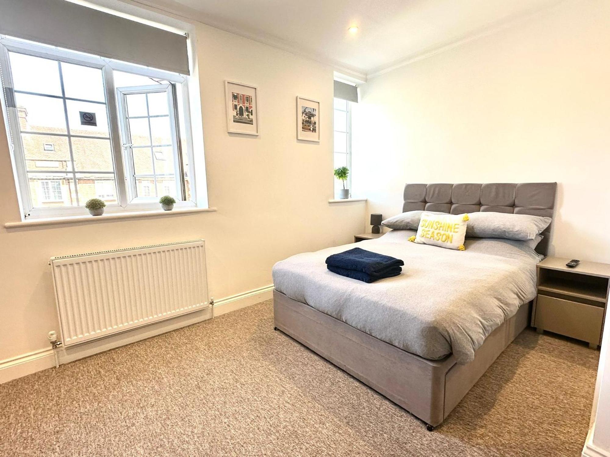 Spectacular Modern, Private Apartment,15 Mins To Central London Hendon Zewnętrze zdjęcie