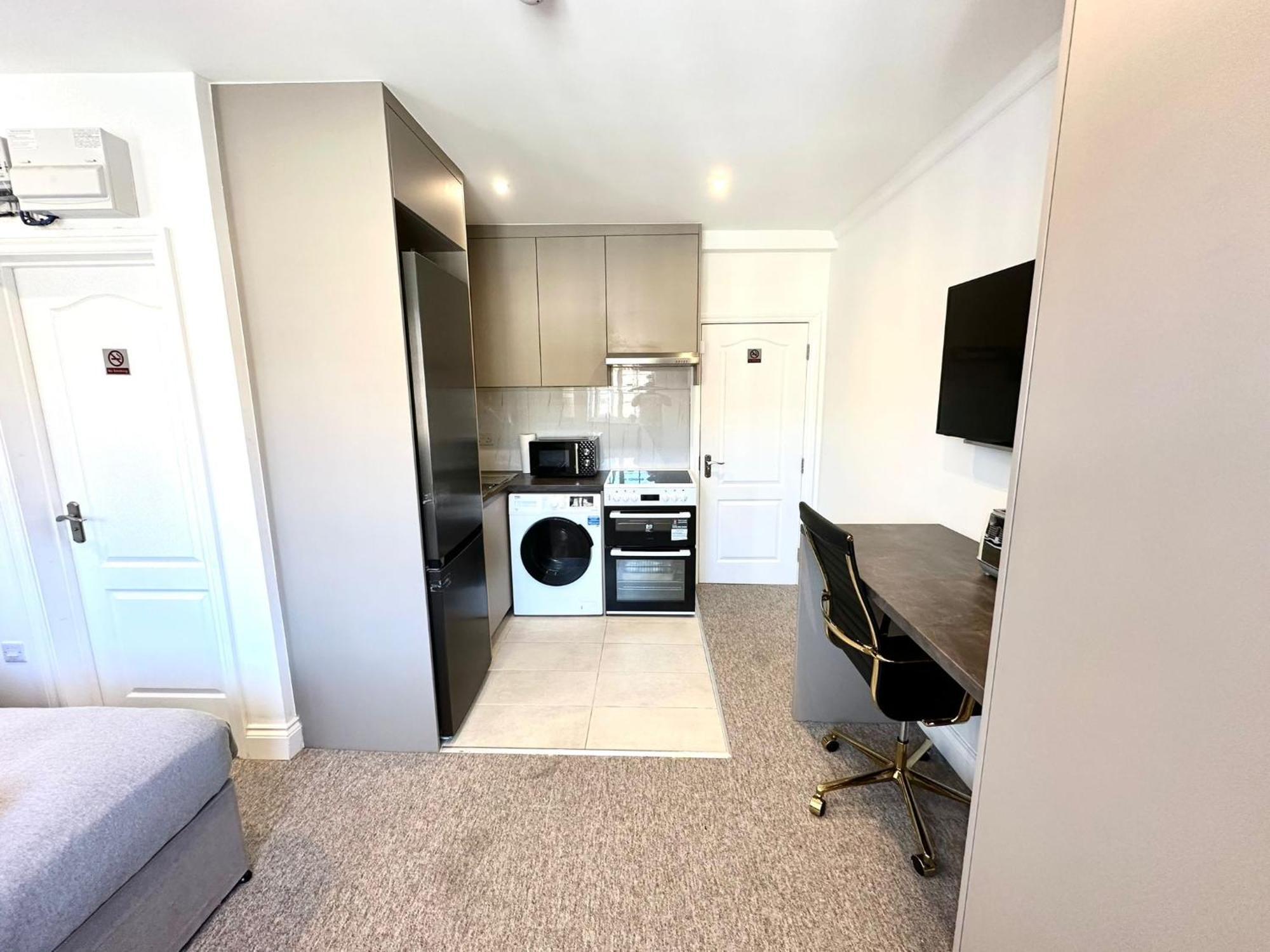 Spectacular Modern, Private Apartment,15 Mins To Central London Hendon Zewnętrze zdjęcie